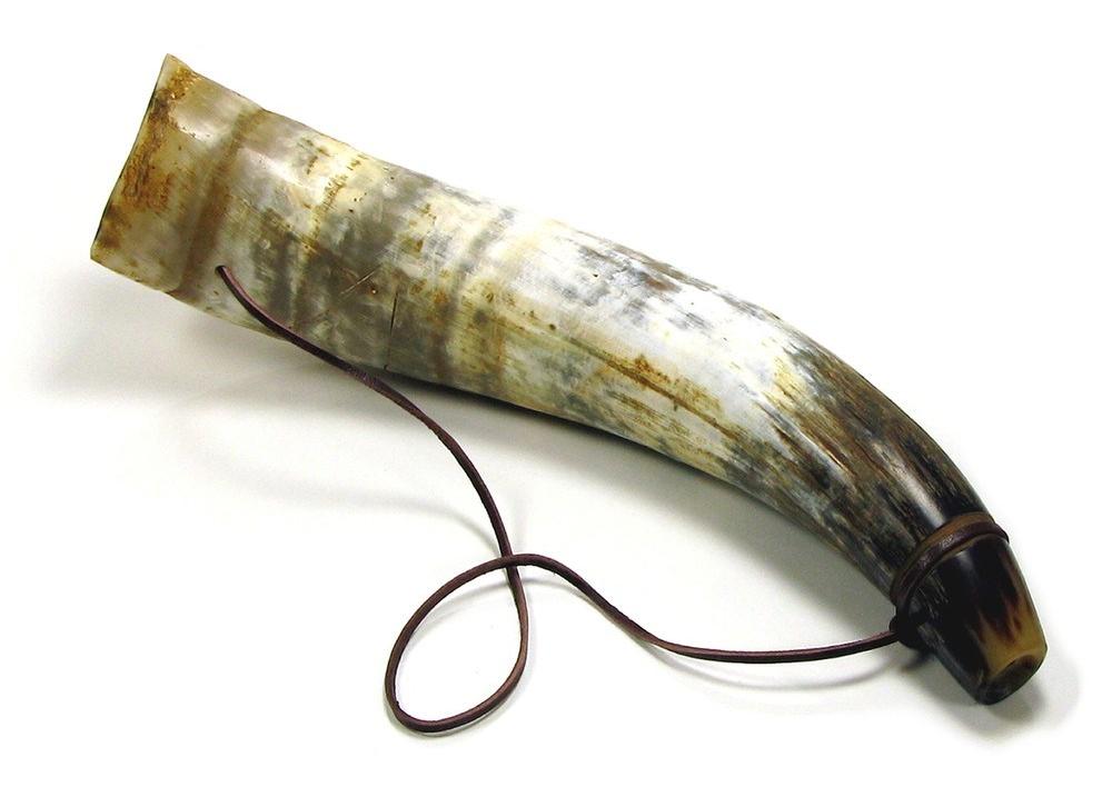 Ox Horn Bugle (Medium) by Abbeyhorn | A Gentleman’s Bits