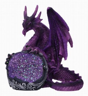 Photo #1 of product U6705A24 - Guardian of the Geode Purple Dragon Figurine 11.5cm