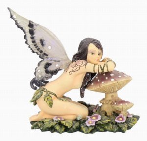 Photo #1 of product NEM3222 - Small Toadstool Fairy Figure Serena 13cm