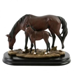 Photo of Horse and Foal on Wooden Base (Juliana)