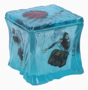 Photo #1 of product B6266A24 - Dungeons & Dragons Gelatinous Collectible Cube Dice Box