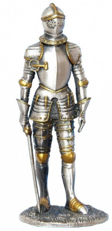 Photo of Knight of the Realm Pewter Figurine