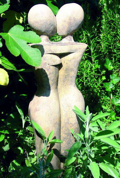 Photo of The Lovers Stone Sculpture