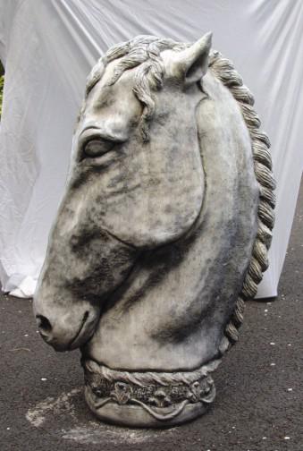 Photo of Horse Head Stone Finial