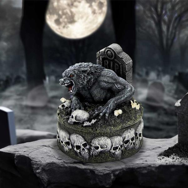 Photo #5 of product D6772A24 - Treasures of the Lycan Dark Werewolf Figurine 12cm