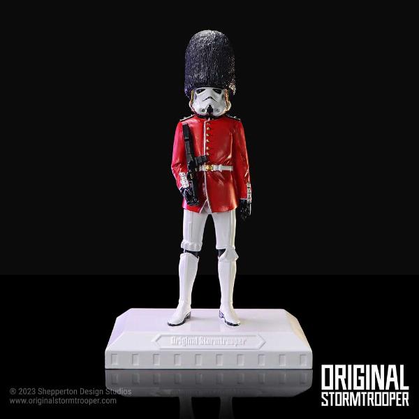 Photo #5 of product B6976A25 - Original Stormtooper Royal Guard Figurine