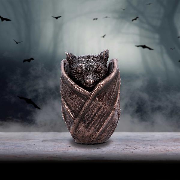 Photo #5 of product D6577Y3 - Bronze Bat Snuggle Box