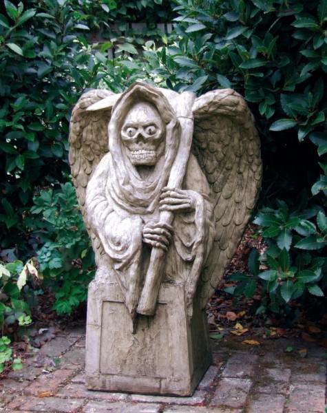 Photo of Grim Reaper Stone Statue