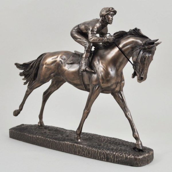 Photo of The Favourite Horse Racing Figurine (David Geenty)