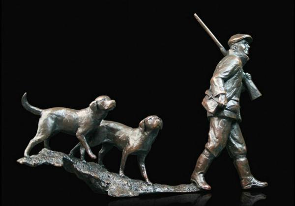 Photo of In the Field Bronze Figurine (Limited Edition) Michael Simpson