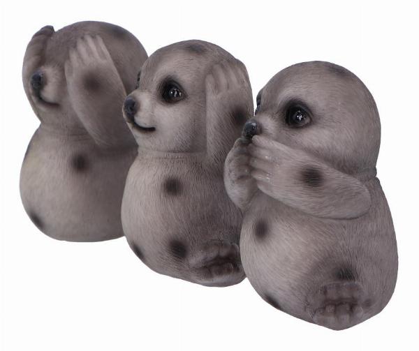Photo #4 of product U7108B25 - Three Wise Seals 7.5cm