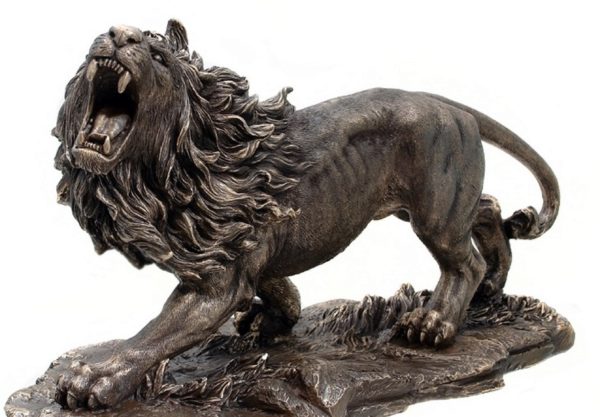 Photo of Large Lion Bronze Figurine