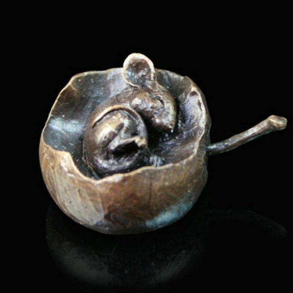 Photo of Mouse in Apple Bronze Miniature (Butler and Peach)