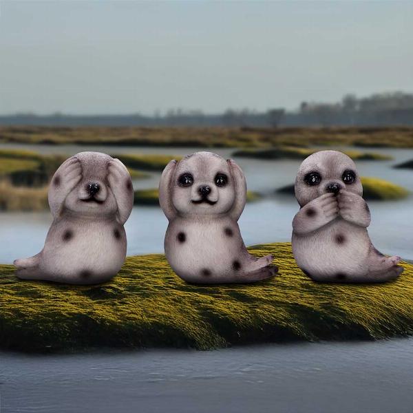Photo #5 of product U7108B25 - Three Wise Seals 7.5cm