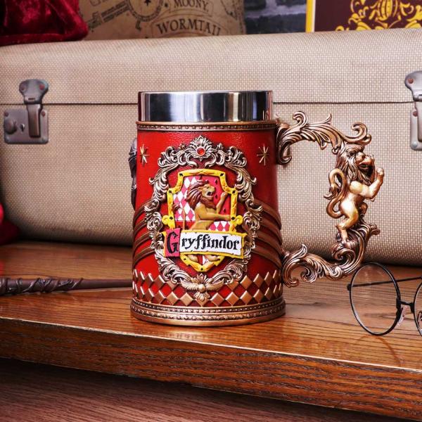 Photo #5 of product B5606T1 - Harry Potter Gryffindor Hogwarts House Collectable Tankard
