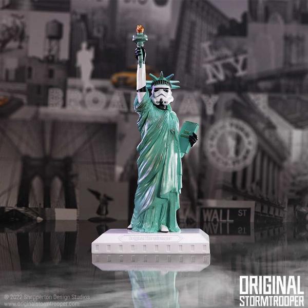 Photo #5 of product B6281X3 - Officially Licensed Original Stormtrooper Statue of Liberty Figurine 23.5cm