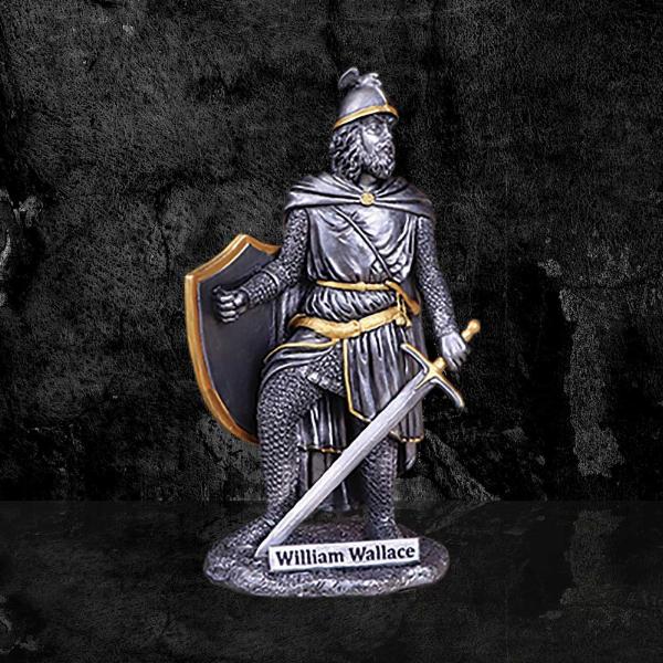 Photo #2 of product B5122R0 - Set of Six Scottish Guardian William Wallace Figurines