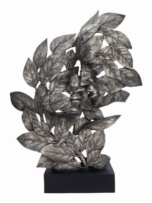 Photo #1 of product D6683A24 - Natural Emotion - Kiss Silver Statue 37cm