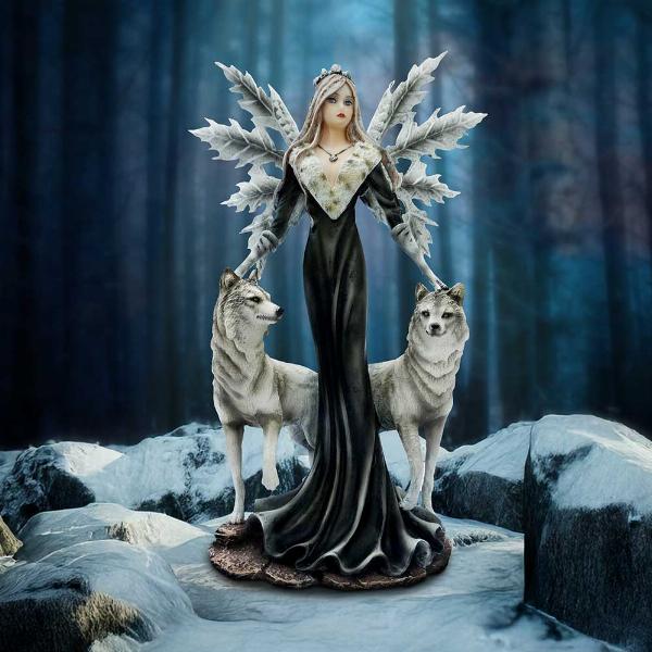 Photo #4 of product D7166B25 - Protector of the Pack  Mystical Wolf Guardian Figurine