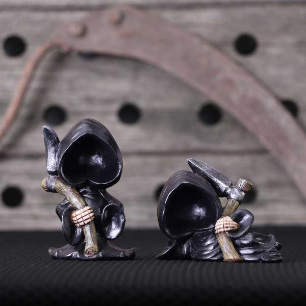 Photo #5 of product U5951V2 - Creapers set of two reapers figurines 9.5cm