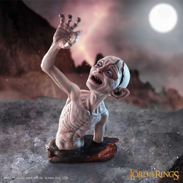 Photo #5 of product B6488X3 - Lord of the Rings Collectible Gollum Bust 39cm