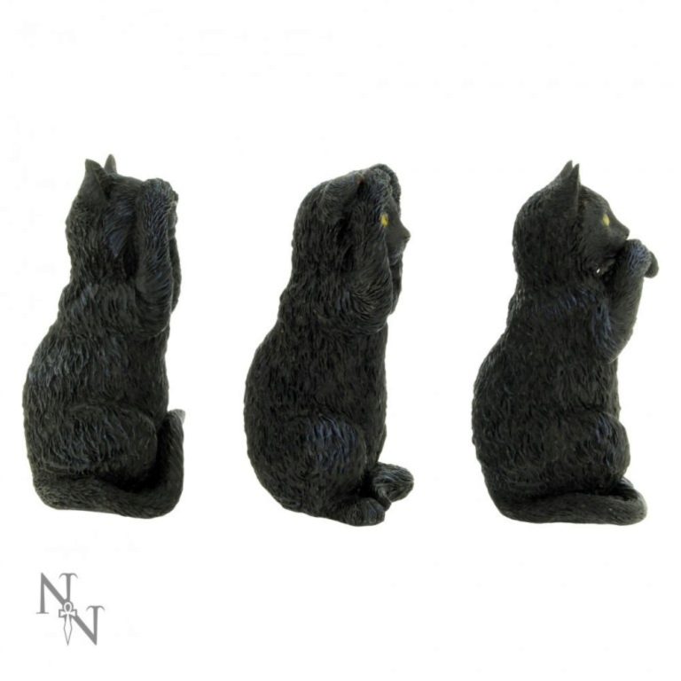 three wise cats figurines
